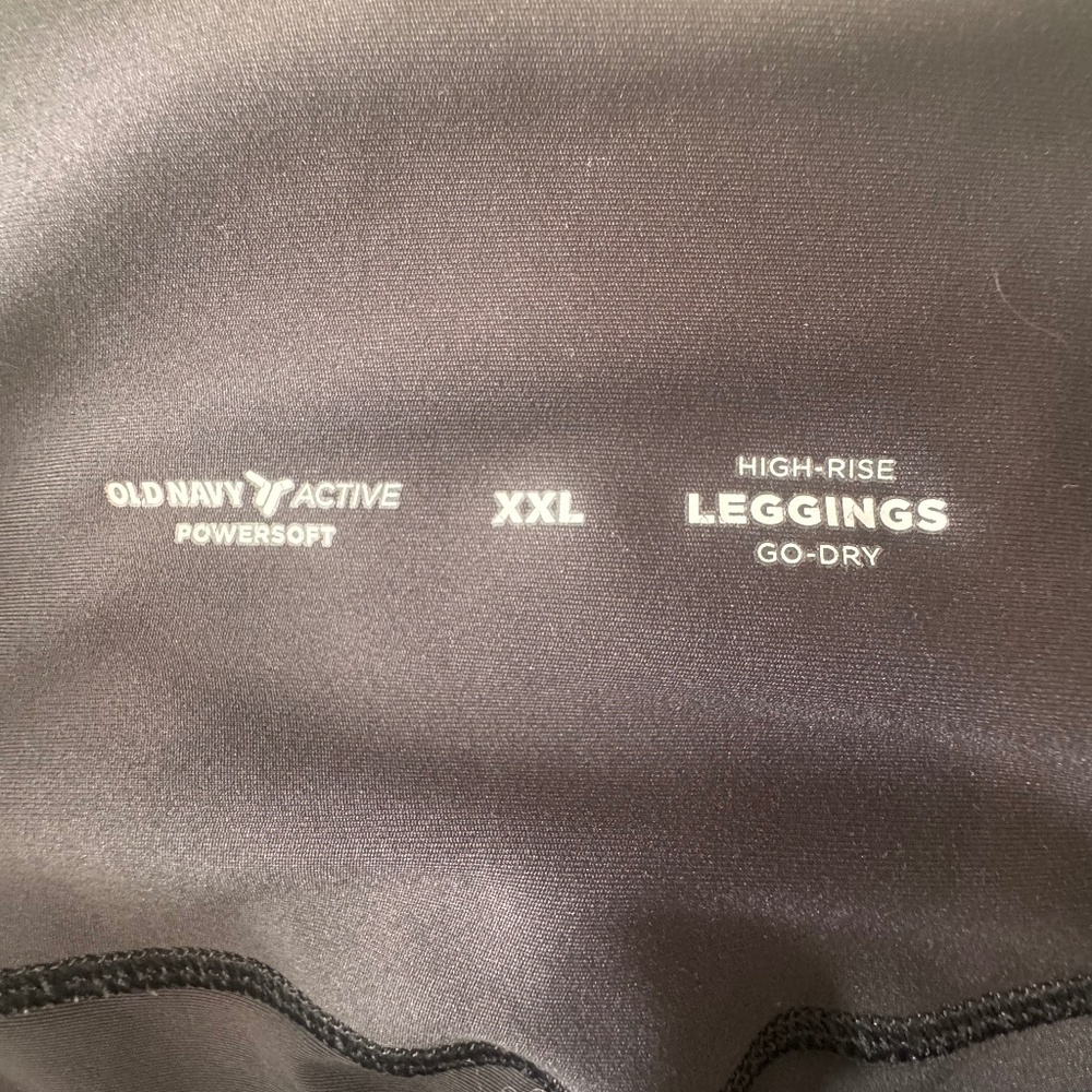 Old Navy - High-Rise Crop Leggings (Go Dry); Powersoft; Size XXL - Picture 3 of 3